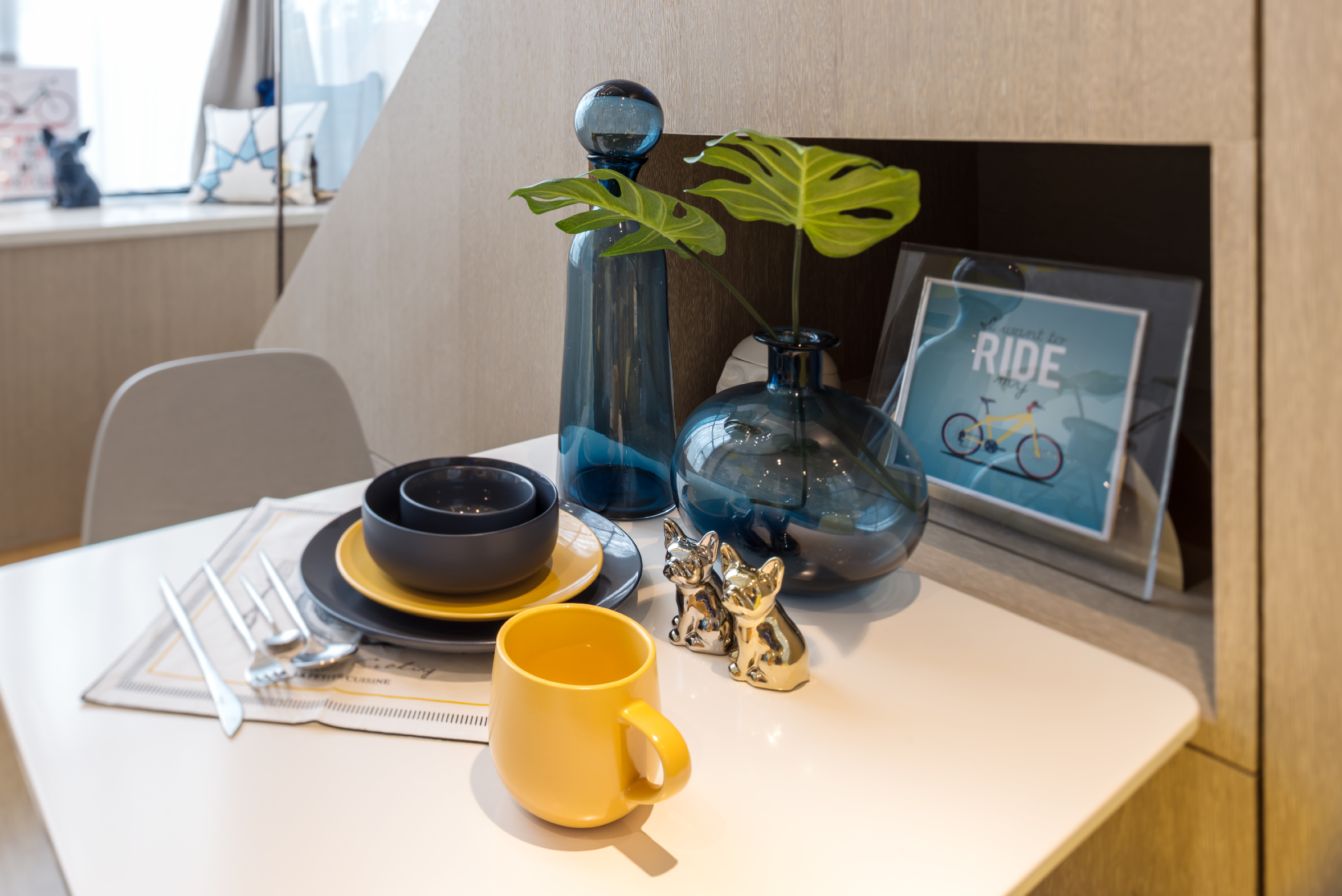 龍湖九里晴川-現(xiàn)代簡(jiǎn)約-臥室設(shè)計(jì)效果圖